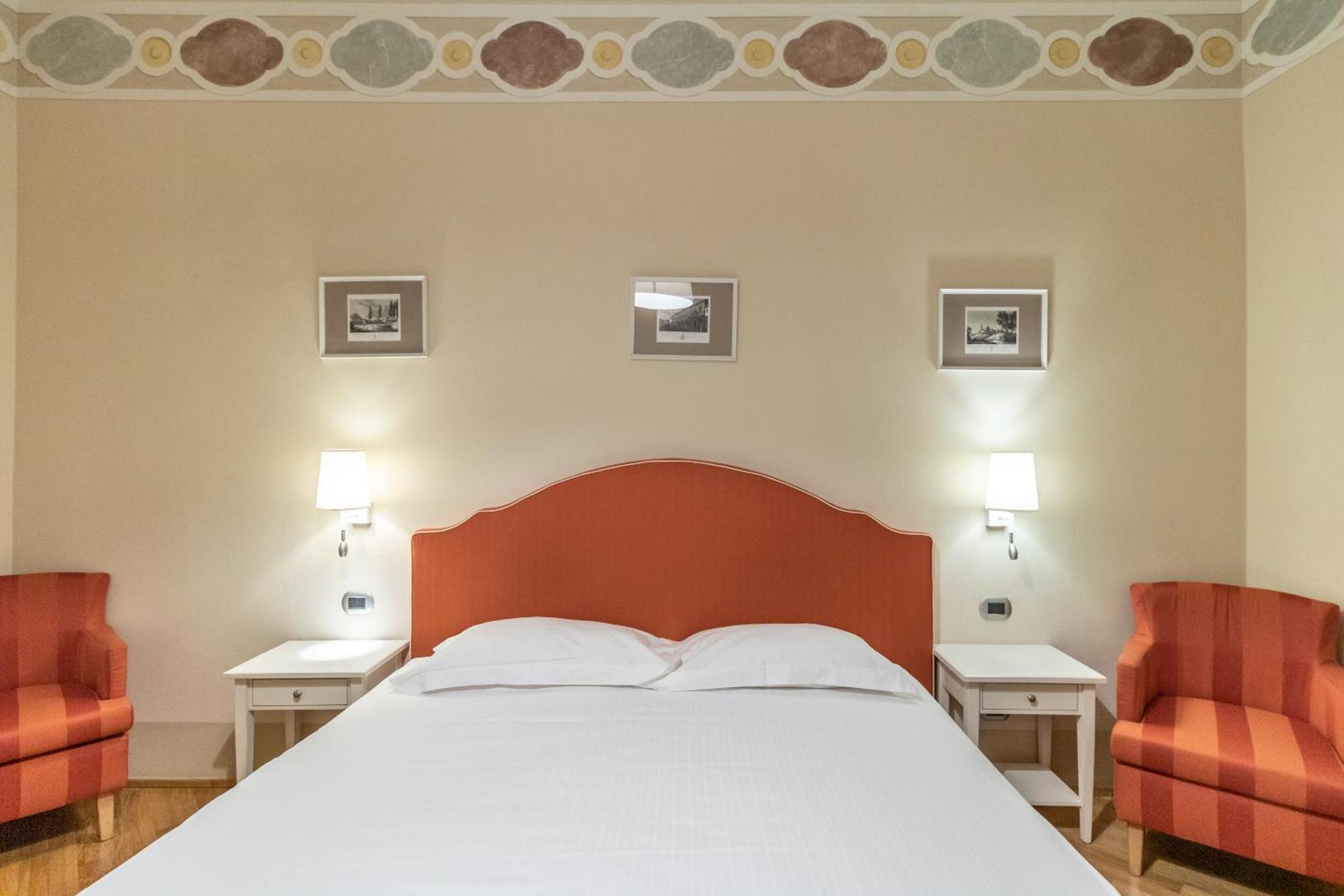 Casa Isolani Luxury Rooms Piazza Maggiore Bolonia Exterior foto